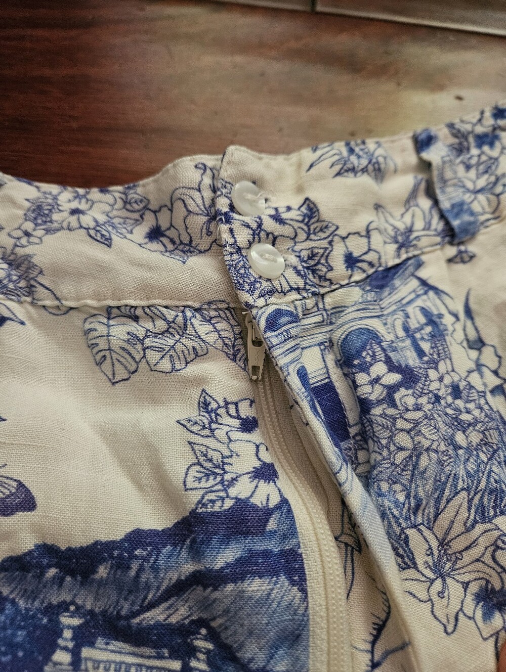 Farm Rio Antique Print Linen Shorts XS - Picture 6 of 6